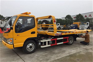 新津哪里有拖车服务